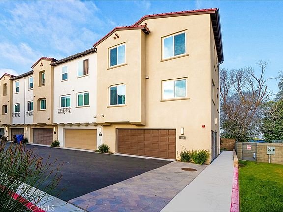 2750 182nd St Unit02