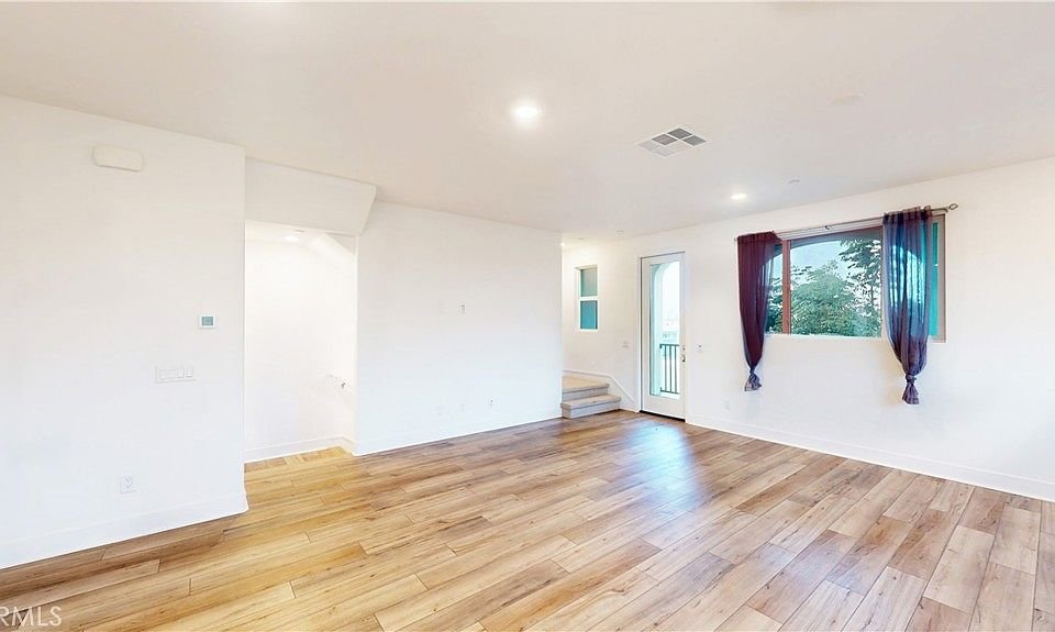 2750 182nd St Unit10