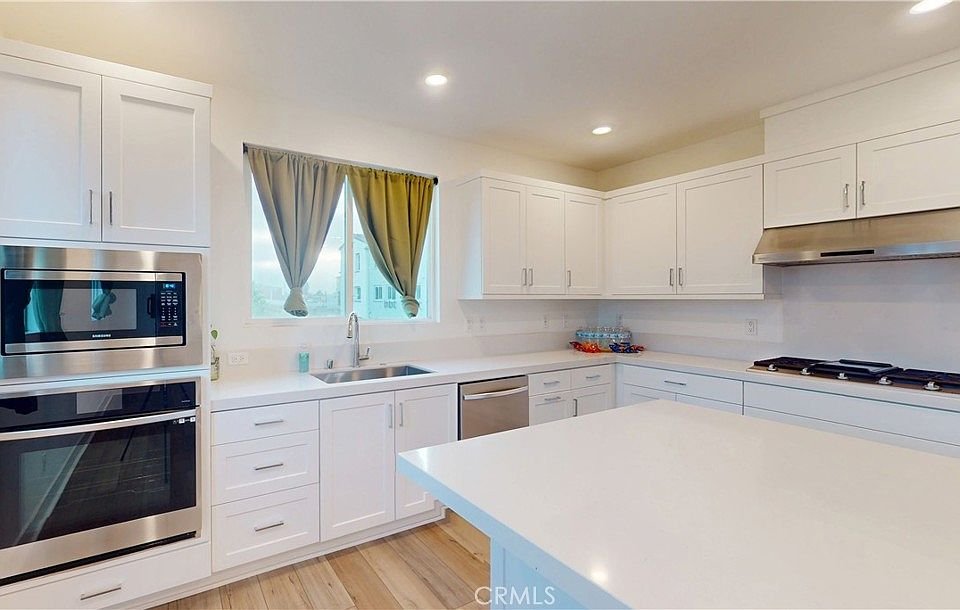 2750 182nd St Unit13