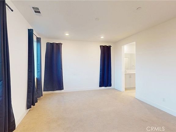 2750 182nd St Unit18