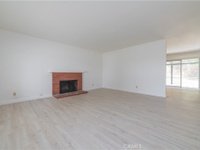 442 N Prospectors Rd02