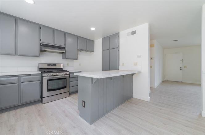 442 N Prospectors Rd06