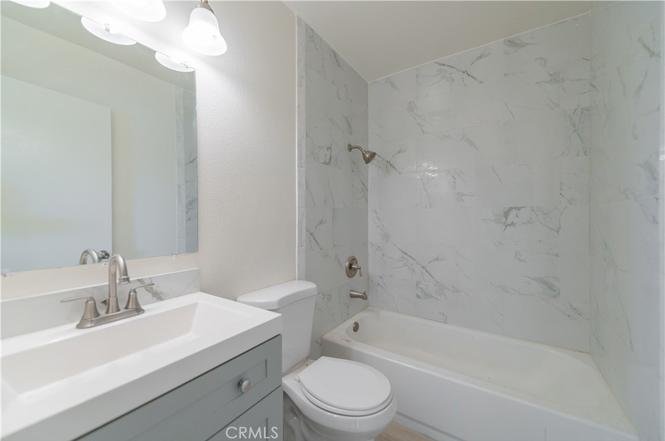 442 N Prospectors Rd09