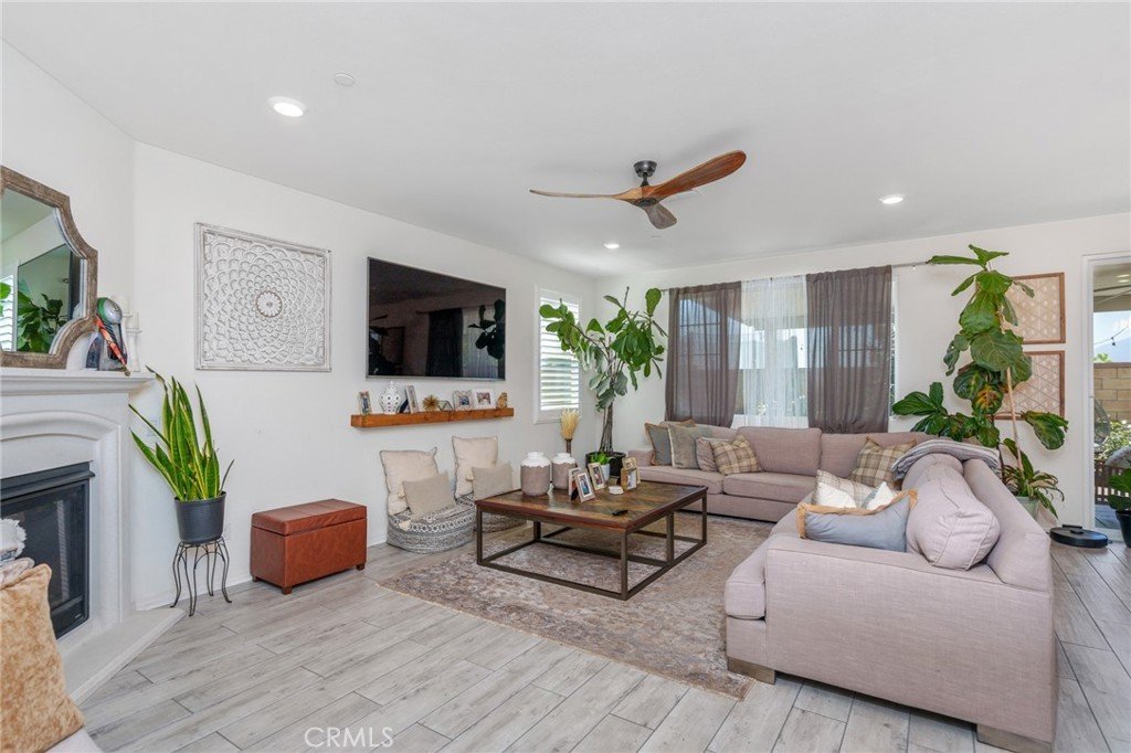 5218 Clementine Ave07