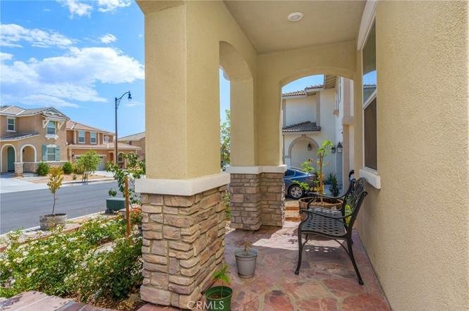 5218 Clementine Ave02