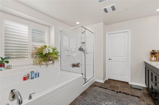 5218 Clementine Ave29