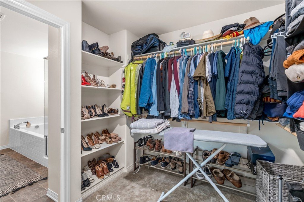 5218 Clementine Ave34