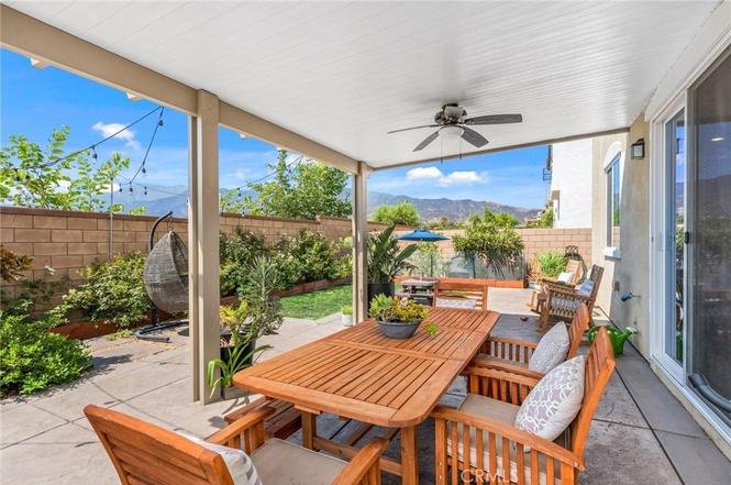 5218 Clementine Ave35