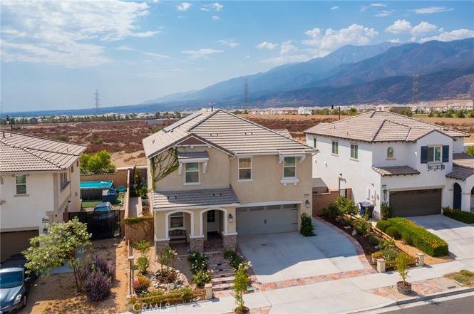 5218 Clementine Ave44