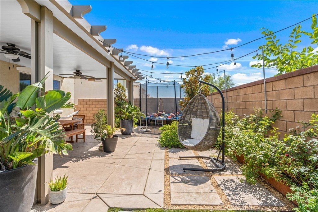 5218 Clementine Ave40