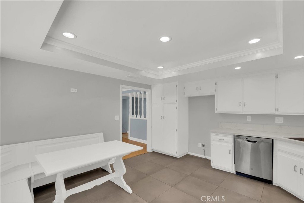 15435 Rojas St19