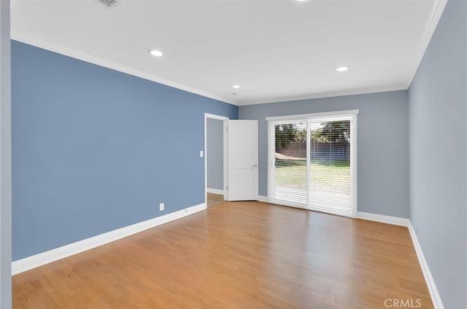15435 Rojas St24