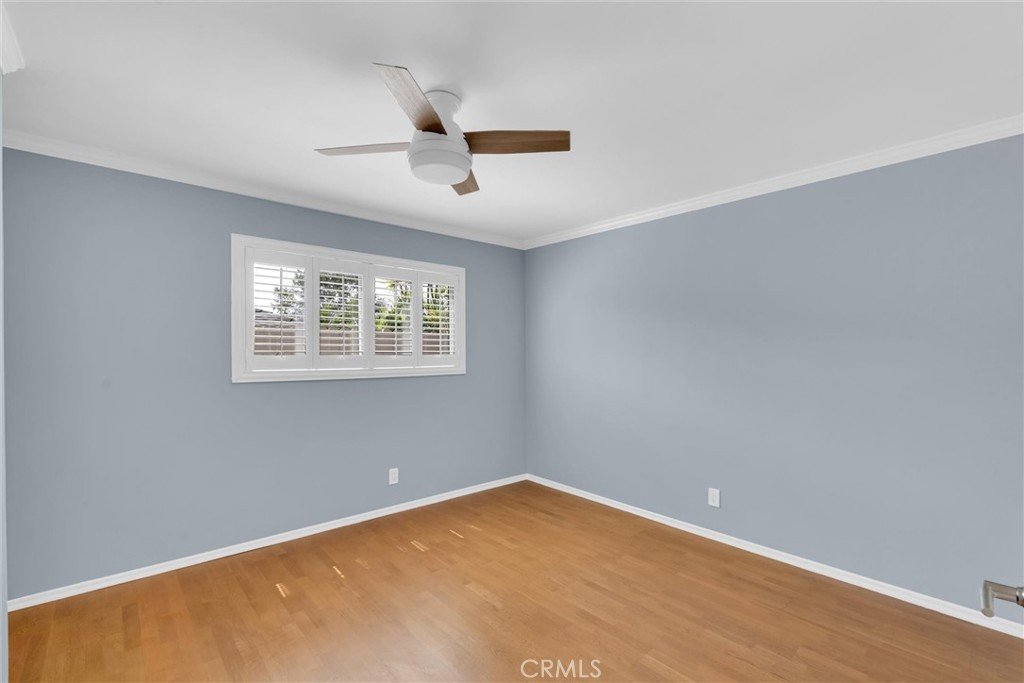 15435 Rojas St25