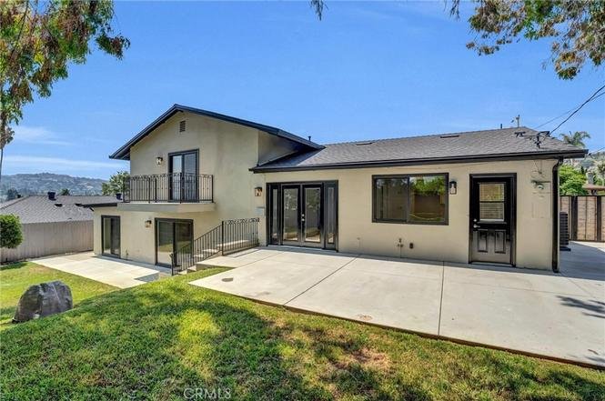 15435 Rojas St54