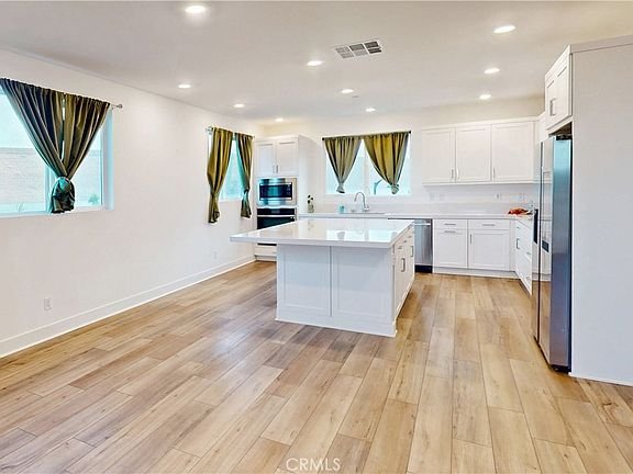 2750 182nd St Unit11