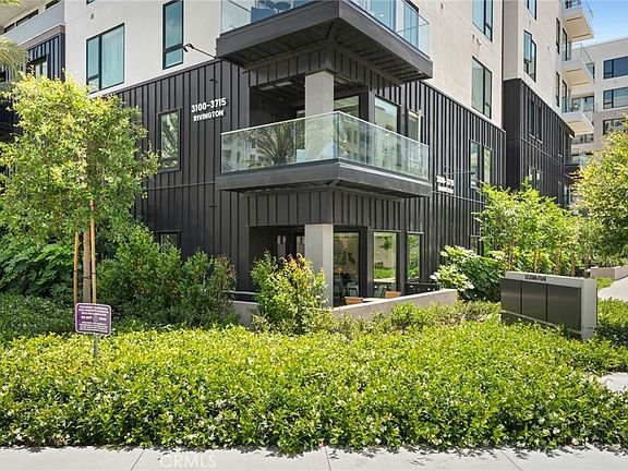 3100 Rivington19