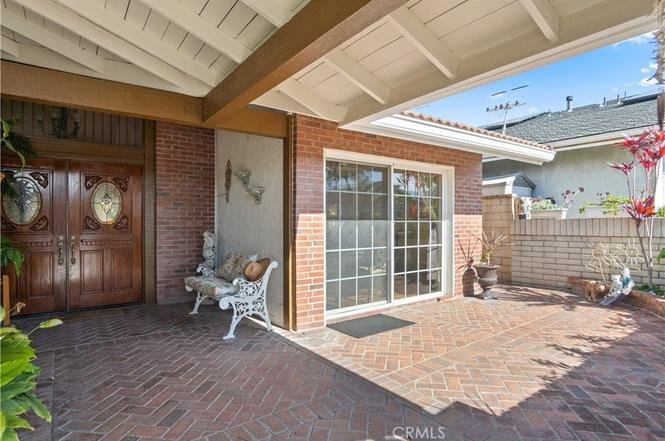8451 Deepcliff Dr05