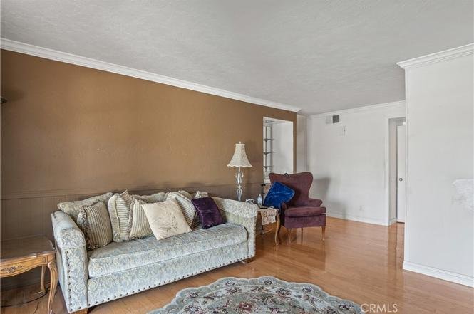 8451 Deepcliff Dr21