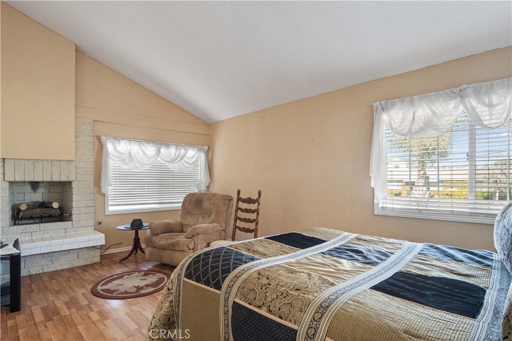 8451 Deepcliff Dr22